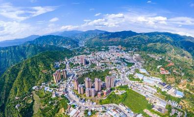 四川攀枝花市鹽邊縣委書(shū)記王興全:"釩鈦首縣 滋味鹽邊"的資源、空間、后發(fā)優(yōu)勢(shì) 將為共同富裕試驗(yàn)區(qū)貢獻(xiàn)力量